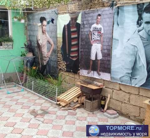 3-комнатная квартира в Евпатории по улице Дёмышева (1-ый этаж) 65/40/6, в центре города, в 12мин. ходьбы от... - 2