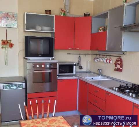 Продаётся просторная и комфортная двухкомнатная квартира по ул.Демышева,строительная компания Консоль-строй. Жилой...