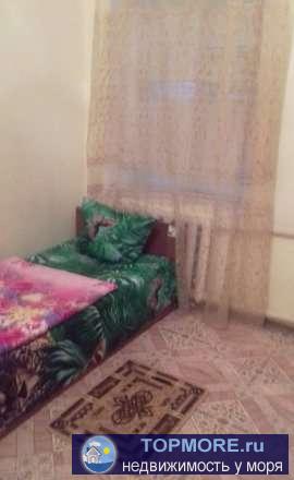 квартира на земле из двух раздельных комнат в общем дворе на 5 хозяев.имеется отдельный узаконенный сарай-9 кв.1...