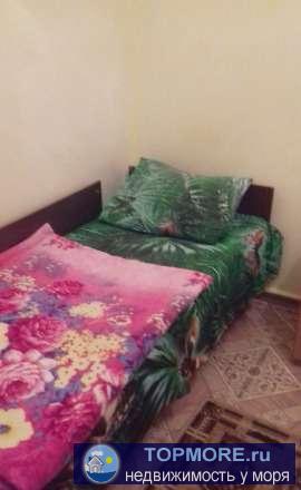 квартира на земле из двух раздельных комнат в общем дворе на 5 хозяев.имеется отдельный узаконенный сарай-9 кв.1... - 1