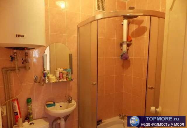 Продам квартиру в центре по ул.Фрунзе комнаты смежные,(угловая) утеплен угол. 50м ЖД вокзал.Хорошее место... - 2