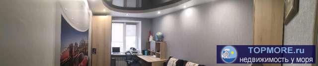 В связи с переездом продаётся двухкомнатная квартира в г. Евпатории в районе с развитой инфраструктурой: детские...