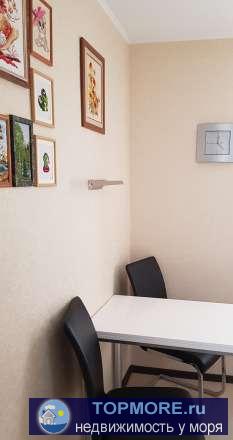 Квартира с автономным отоплением. В 2017 году сделан косметический ремонт. Новый двухконтурный итальянский котел....