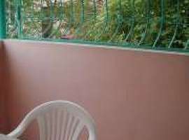 Сдаю на все лето (с мая по сентябрь включительно) уютный 1-комн....