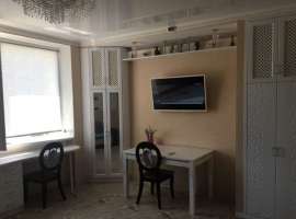 Сдаётся 2 комнатные апартаменты в парковой части-Евпатории....