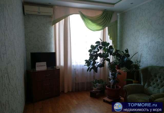 Сдам свою 2-комнатную шикаршую квартиру в элитном доме. До 4 человек. Отличный район, рядом магазины, маршрутки, до... - 1