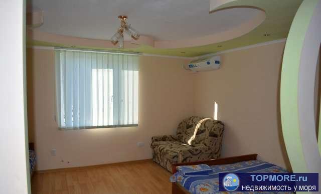 Сдам однокомнатную квартиру со всеми удобствами,которая рассчитана на трёх человек.Квартира находится возле городской... - 2