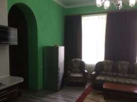 Сдам квартиру посуточно с мая месяца ,в исторической части...