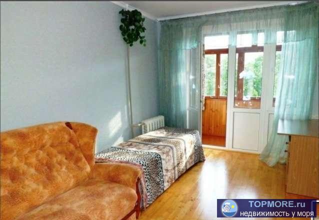 Сдам СВОЮ 2х ком квартиру в самом центре Евпатории. Улица Фрунзе. В квартире есть все для комфортного отдыха. Хороший... - 1