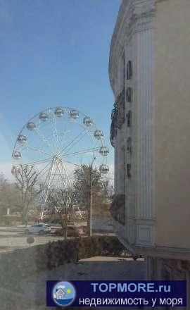 На берегу моря. Уютная, аккуратная 2-х комнатная квартира(комнаты раздельные), со всеми удобствами, высокие...