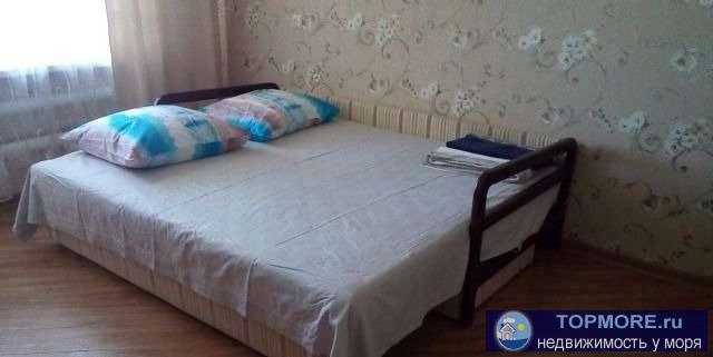 Сдам 1-ную квартиру со всеми удобствами, до моря 800 метров. Парковка около дома, детская площадка. Возможен трансфер...