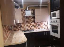 СВЕТЛАНА.Хозяйка,никаких комиссий .Частный сектор,первая курортная...