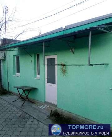 Сдается на длительный срок (до 15 мая), домик-студия со всеми удобствами: горячая-холодная вода круглосуточно,...