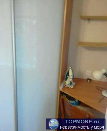 сдам 1 комнатную квартиру около жд вокзала. с мебелью, быт. техникой, стиралкой автомат. тв. - 1