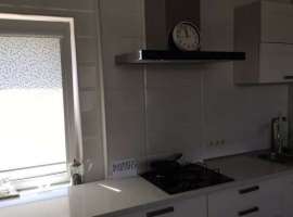 СДАЁТСЯ С ИЮНЯ !!!! Сдам 3 комнат квартиру в общем дворе . Квартира...