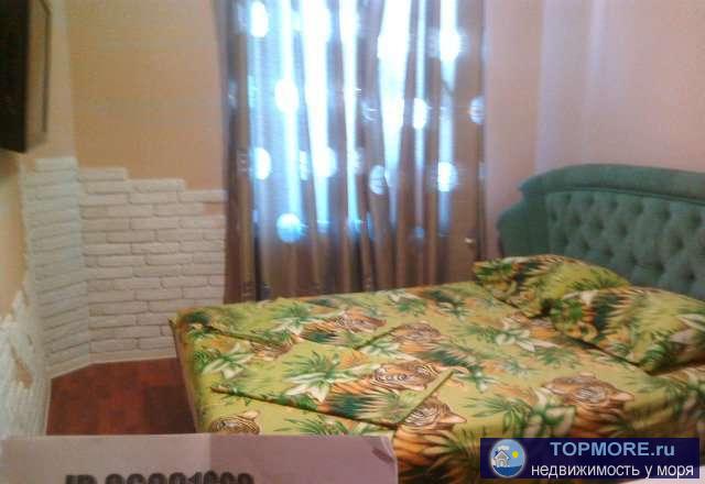 Сдам уютную, комфортную квартиру, нестандартной планировки у самого моря возле Собора Святого Николая. Квартира... - 2