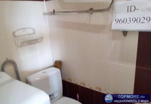 Сдается квартира-студия на втором этаже с балконом-террасой, со всеми удобствами: wi-fi, кабельное ТВ, вся бытовая... - 1