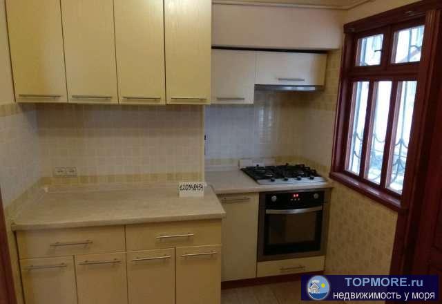 Сдается 2х комнатный домик на земле,в курортной зоне, недалеко от набережной.Квартира с хорошим ремонтом,нормальной... - 1