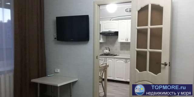 СОБСТВЕННИК квартиры. Срок проживания более двадцати дней- трансфер бесплатно Квартира находится в центре города...