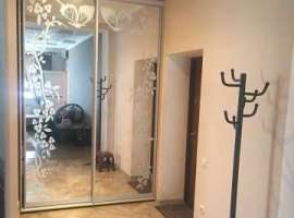 Сдам свою двухкомнатную большую, просторную, с отличным ремонтом...