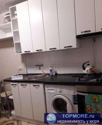 Сдается посуточно-комфортная,однокомнатная квартира на втором этаже двухэтажного дома,от собственника.Двор... - 2