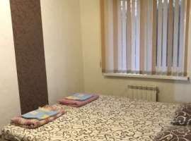 Сдается посуточно комфортная трехкомнатная квартира на пером...