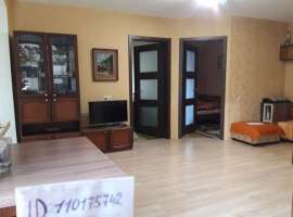 Просторная, ухоженная квартира! Две спаленки, гостиная-студио,...