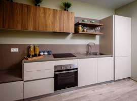 Продается 2х комнатная квартира с РЕМОНТОМ s-61,52 кв.м....