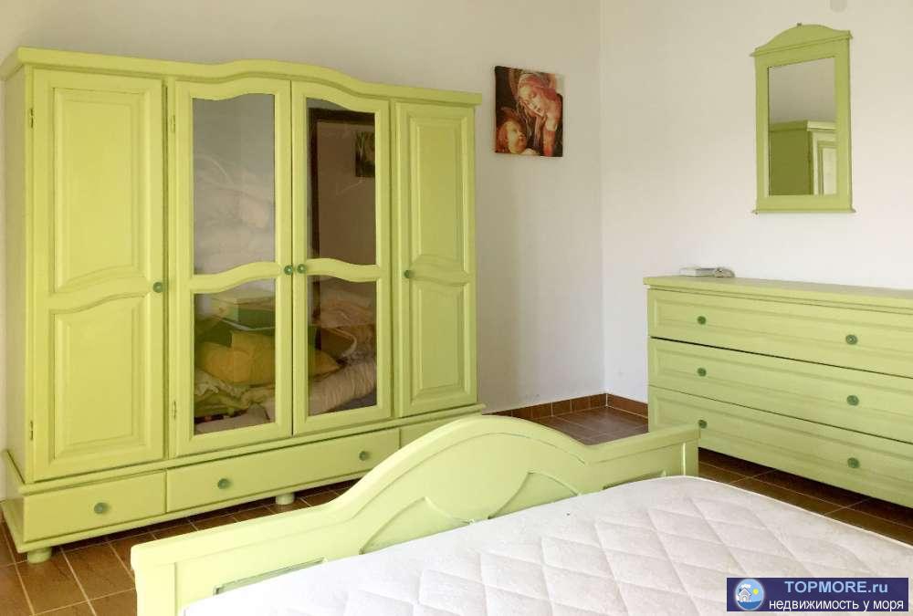 Дом на первой линии, потрясающий вид, чистейшая вода, тихое и уютное место, пляж рядом с домом, 4 этажа, террасы,... - 1