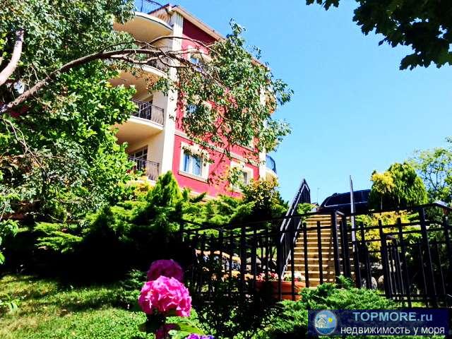 Срочная продажа 1300кв м на 15 соток земли ,потрясающего своим Дизайнерским решением, Гостевого Дома в Центральном... - 2