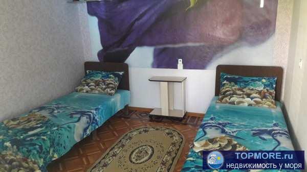 Приглашаем на отдых в нашу мини-гостиницу!   2-3-4-местные номера с удобствами и Wi-Fi, милый дворик, радушный приём,... - 9