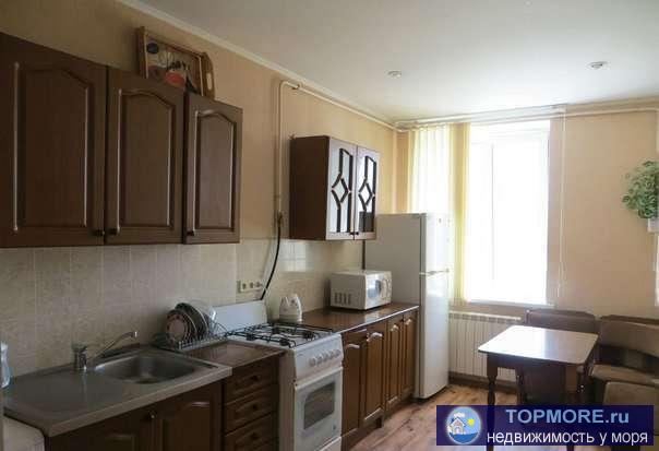 Просторная двухкомнатная квартира по адресу Большая Морская 50 находится в самом центре города, в памятнике... - 1