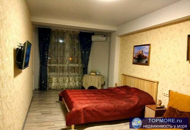 Сдается посуточно своя однокомнатная квартира в новом доме на пр.Античном 24 рядом с пляжем Омега. До моря 5 мин....