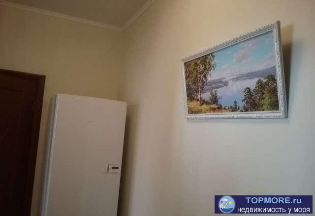 Сдаю от 10 суток в Севастополе 1к квартиру по ул. Челнокова 12/6, 4 этаж, квартира с евро ремонтом, все новое, рядом... - 2