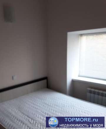 От СОБСТВЕННИКА. Сдам длительно квартиру-студию в частном доме с современным ремонтом и мебелью. Установлены... - 1