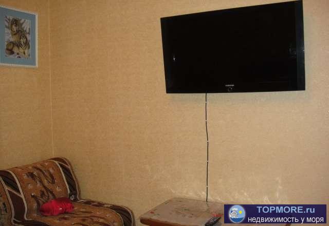 Сдам посуточно отличную уютную 1-комн. квартиру в центре ул. Ленина (ост. пл. Суворова), расположена в удобном месте,... - 2