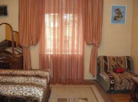 Сдам посуточно отличную уютную 1-комн. квартиру в центре ул. Ленина...