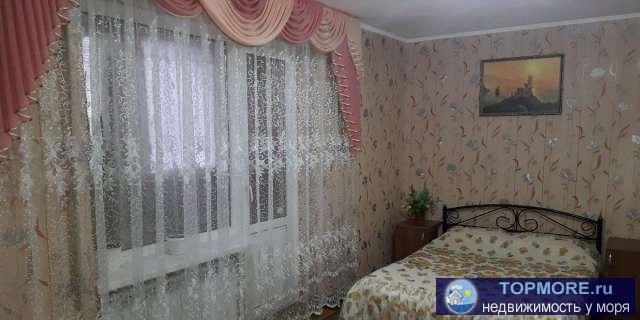 Сдам Посуточно, почасово 1 комнатная квартира очень уютная. Находится на ПОР 32, 1 этаж. Рядом остановка...