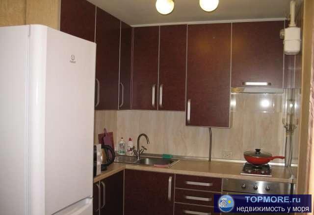 тихий район, 10 мин ходьбы до моря или одна остановка, рядом рынок, два супермаркета, парковка машины под окнами, в... - 2