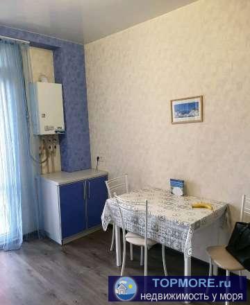 Своя. Только НЕКУРЯЩИМ длительно, напротив ТЦ СИМОЛЛ , яркая, уютная и теплая 1 к.квартира, очень тихая, окна выходят... - 1