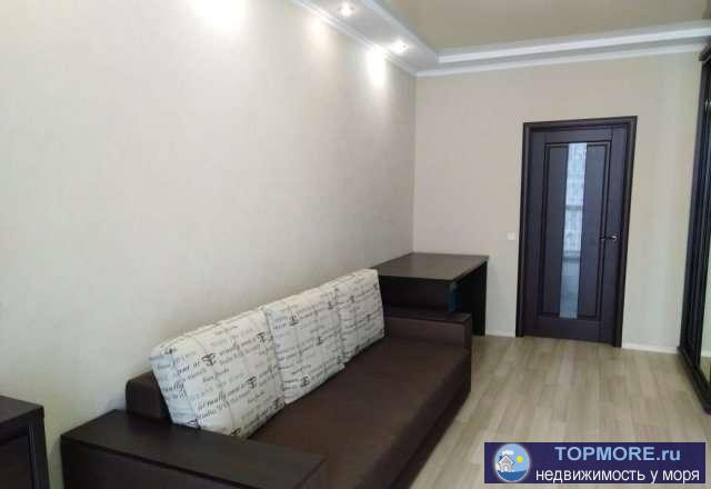 Сдам квартиру посуточно : май 1800, июнь-сентябрь 2000 ( стоимость уточняйте в зависимости от срока проживания).Рядом... - 2