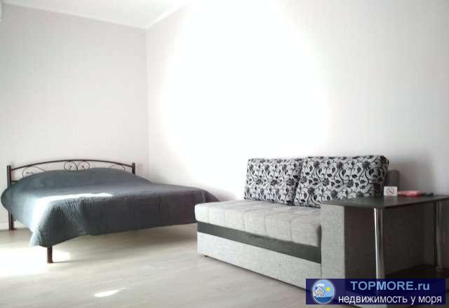 Сдаются впервые апартаменты в отеле рядом с бухтой Омега.Современный ремонт. Красивый вид на море. Кухня,душевая... - 1