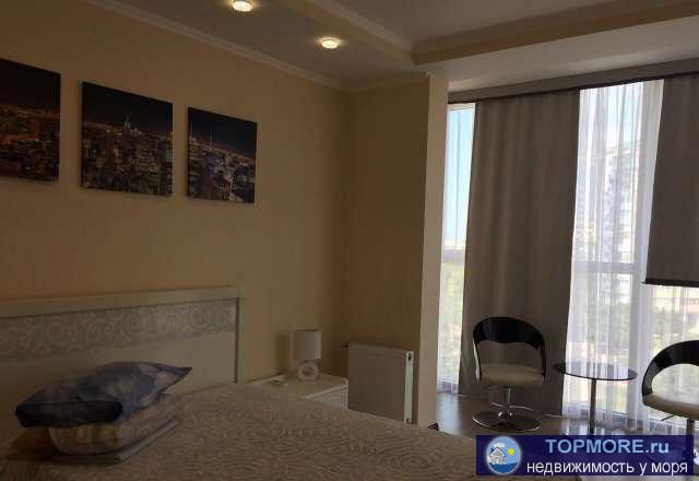 Квартира находится в новом доме в 200 м от пляжа Омега , в 100 м от парка Победы, который заканчиваются городским... - 2