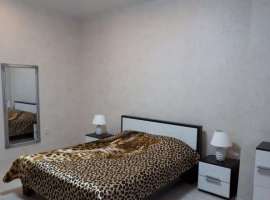 Квартира в самом центре города рядом с Владимирским собором. Три...