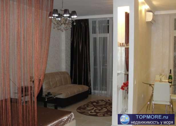 Однокомнатная квартира, расположенная в самом центре города - героя Севастополя с видом на центр и бухту. До... - 2