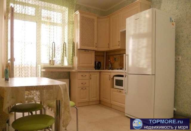 Сдается на берегу моря в г. Севастополе район Омега, посуточно уютная однокомнатная квартира с красивым видом на... - 2