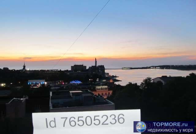 Двухкомнатная, от собственника, комнаты отдельные в центре города, на главном холме, рядом Владимирский собор...