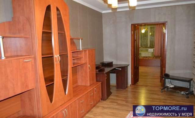 Сдам длительно двухкомнатную квартиру на Горпищенко. Квартира теплая, чистая, уютная. Газовая колонка. Рядом... - 2