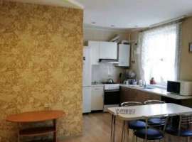 Собственник. Квартира после ремонта, новая мебель. Свое отопление,...