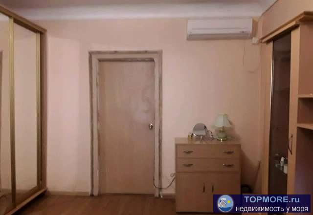 Сдам квартиру в самом центре Севастополя. Со всеми удобствами. Можно с детками и животными. Аренда на летние месяцы...